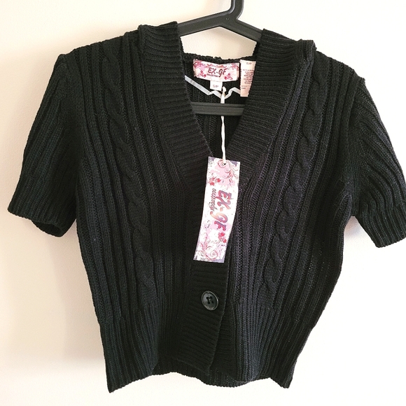 Black Hooded Croped Sweater/Cardigan - Picture 1 of 5